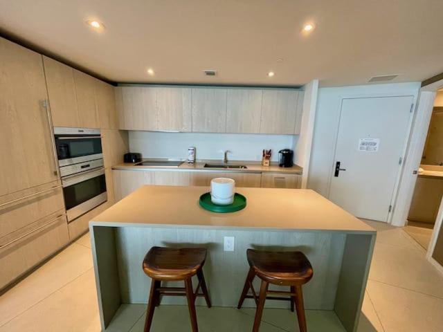 Stay At The Top With Amazing Views By Rent4Us Hollywood Extérieur photo